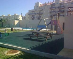 Swimming pool of Flat to rent in Algeciras