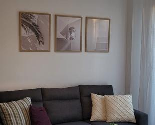 Sala d'estar de Apartament de lloguer en Algeciras amb Terrassa