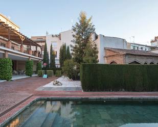 Exterior view of Building for sale in  Granada Capital  with Swimming Pool