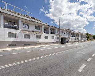 Exterior view of Single-family semi-detached for sale in  Granada Capital  with Terrace and Balcony