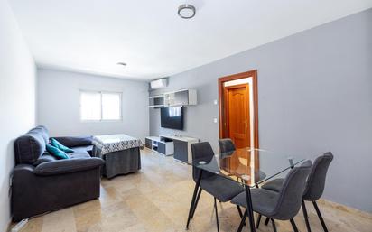Sala d'estar de Pis en venda en Maracena amb Aire condicionat i Terrassa