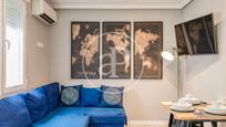 Living room of Flat for sale in  Madrid Capital