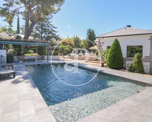 Garden of House or chalet for sale in  Madrid Capital  with Air Conditioner, Terrace and Swimming Pool