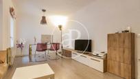 Living room of Flat for sale in  Madrid Capital  with Air Conditioner and Balcony