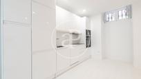 Kitchen of Flat for sale in  Madrid Capital  with Air Conditioner