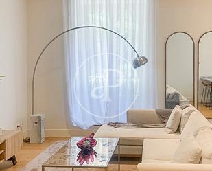 Living room of Flat to rent in  Madrid Capital  with Air Conditioner and Balcony