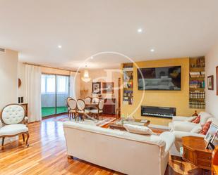 Living room of Flat for sale in Pozuelo de Alarcón  with Air Conditioner and Terrace