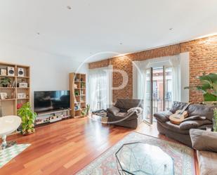 Living room of Flat to rent in  Madrid Capital  with Air Conditioner, Heating and Terrace