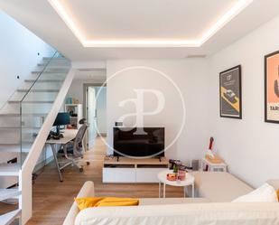 Living room of Attic to rent in  Madrid Capital  with Air Conditioner, Heating and Private garden