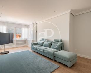 Living room of Flat to rent in  Madrid Capital  with Air Conditioner