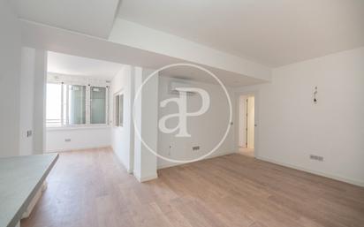 Living room of Flat to rent in  Madrid Capital  with Air Conditioner