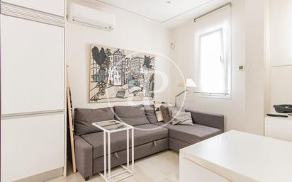 Living room of Flat for sale in  Madrid Capital  with Air Conditioner