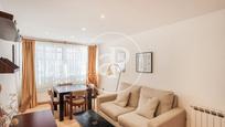 Living room of Flat for sale in  Madrid Capital