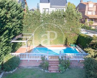 Swimming pool of House or chalet to rent in Pozuelo de Alarcón  with Air Conditioner, Terrace and Swimming Pool