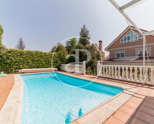 Swimming pool of House or chalet to rent in Pozuelo de Alarcón  with Air Conditioner, Terrace and Swimming Pool