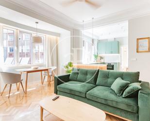 Living room of Flat to rent in  Madrid Capital  with Air Conditioner