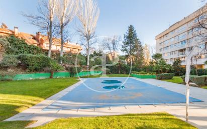 Swimming pool of Flat for sale in  Madrid Capital  with Air Conditioner