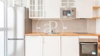 Kitchen of Flat to rent in  Madrid Capital  with Air Conditioner