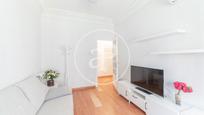 Living room of Flat to rent in  Madrid Capital  with Air Conditioner and Balcony