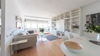 Living room of Flat to rent in  Madrid Capital  with Air Conditioner, Terrace and Balcony