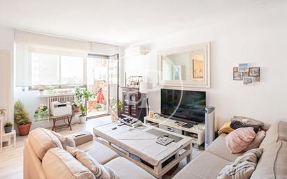 Living room of Flat for sale in  Madrid Capital  with Terrace