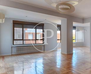 Living room of Flat to rent in  Madrid Capital  with Air Conditioner