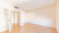 Living room of Flat for sale in  Madrid Capital  with Air Conditioner