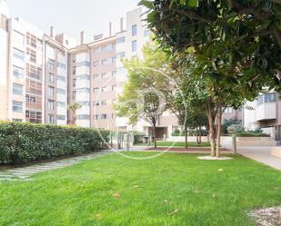 Garden of Flat for sale in  Madrid Capital  with Air Conditioner, Heating and Private garden