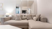 Living room of Flat to rent in  Madrid Capital  with Air Conditioner, Heating and Terrace