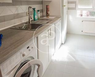 Kitchen of Flat to rent in  Madrid Capital  with Air Conditioner, Heating and Pets allowed