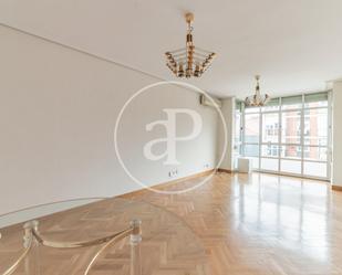 Dining room of Flat to rent in  Madrid Capital  with Air Conditioner, Heating and Pets allowed