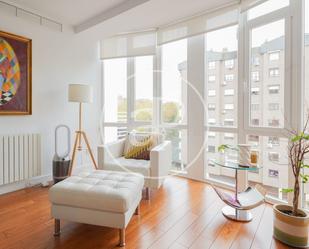 Living room of Duplex for sale in  Madrid Capital  with Air Conditioner, Heating and Terrace