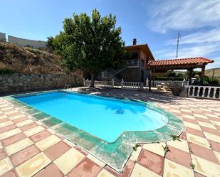 Swimming pool of House or chalet for sale in Anchuelo  with Air Conditioner, Terrace and Swimming Pool