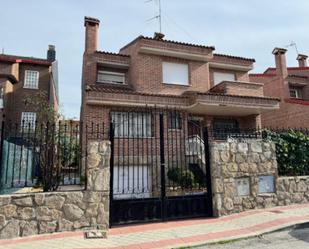 Exterior view of House or chalet for sale in Fuenlabrada  with Terrace