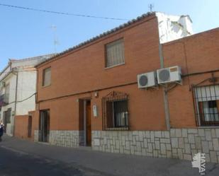 Exterior view of Flat for sale in La Puebla de Montalbán
