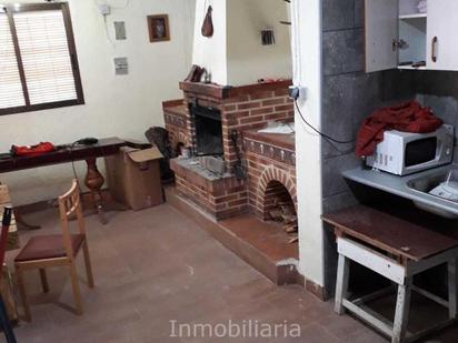 Kitchen of Country house for sale in Fuentelcésped