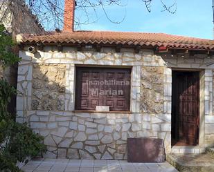 Vista exterior de Finca rústica en venda en Fuentespina amb Moblat i Celler