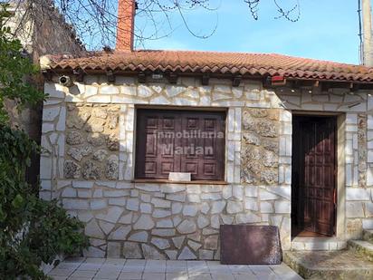 Vista exterior de Finca rústica en venda en Fuentespina amb Moblat i Celler