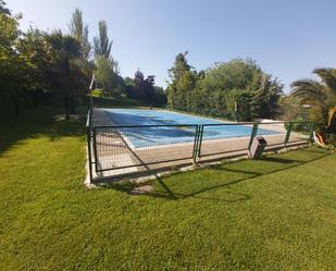 Swimming pool of Flat to rent in Villaviciosa de Odón  with Air Conditioner