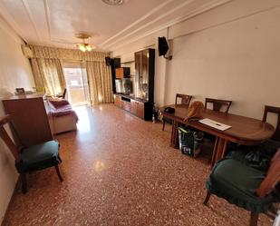 Living room of Apartment for sale in Elda  with Air Conditioner and Balcony