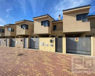 Exterior view of House or chalet for sale in Ávila Capital