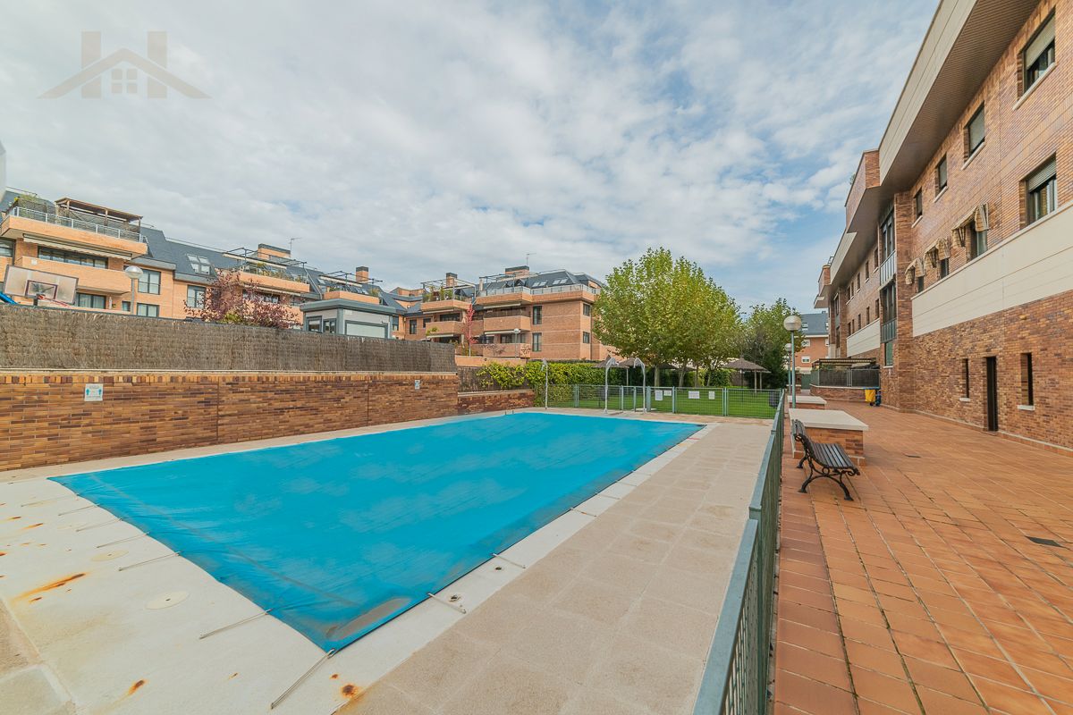 Viviendas y casas en venta con piscina en Europolis, Las Rozas de Madrid | fotocasa