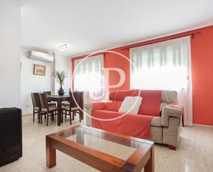 Living room of Single-family semi-detached for sale in Alginet  with Air Conditioner, Terrace and Balcony