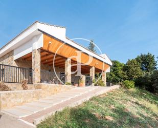 Vista exterior de Casa o xalet en venda en Alfarp amb Terrassa i Piscina