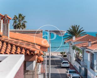 Vista exterior de Casa o xalet en venda en Chilches / Xilxes amb Aire condicionat, Terrassa i Balcó