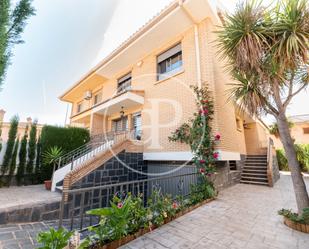 Exterior view of Single-family semi-detached for sale in Sagunto / Sagunt  with Terrace and Balcony