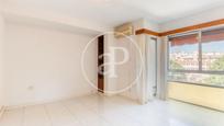 Bedroom of Flat for sale in  Valencia Capital  with Balcony