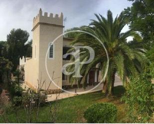 Vista exterior de Casa o xalet de lloguer en Macastre amb Aire condicionat, Terrassa i Piscina