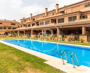 Jardí de Casa adosada en venda en  Valencia Capital amb Aire condicionat, Terrassa i Piscina