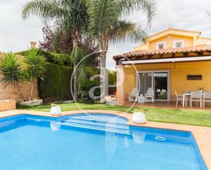 Garden of House or chalet for sale in Riba-roja de Túria  with Air Conditioner, Terrace and Swimming Pool